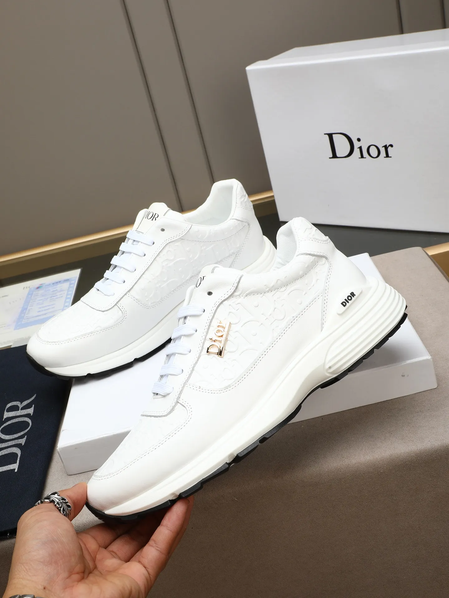 🆕🆕🆕Men's Shoes💰P460 Dior's avant-garde and versatile fashionable men's shoes are privately modeled, calfskin embossed, fashionable, simple, stylish, more eye-catching and more classy. It will subvert the old idea and be a must-have for fashionistas who want to spend time with you! Must keep it for yourself! High-end comfort and low-end, high-end quality workmanship. Code number: 38-44 (45 customized) 3 colors for your choice [kiss][kiss][kiss]